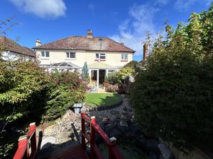 Photo 25- click for photo gallery